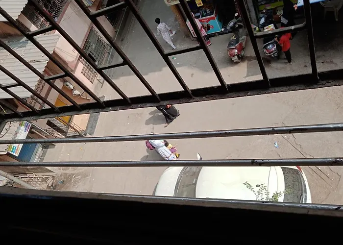 2Bhk Flat Available For Wedding Guests, Home Stay, Travelers - Mumbra