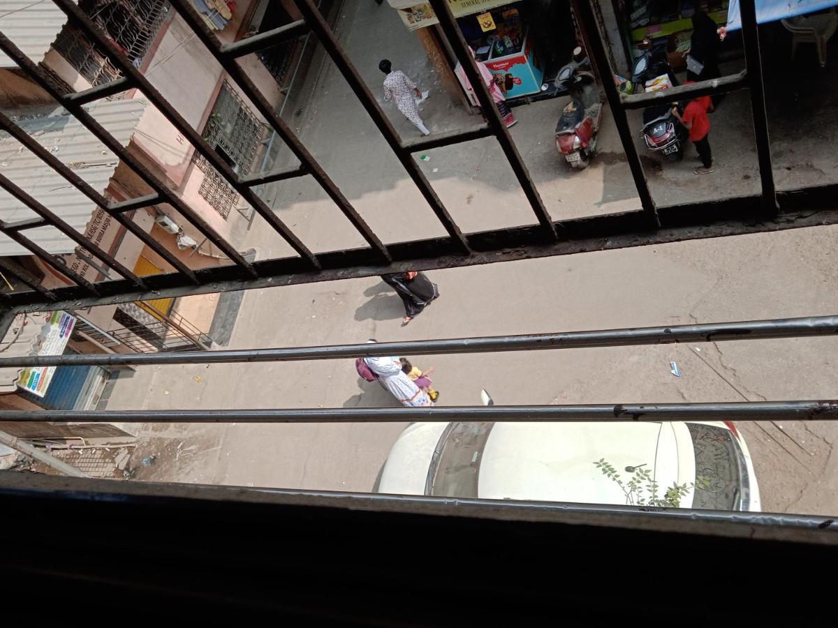 Apartment 2bhk Flat Available For Wedding Guests, Stay, Travelers - Mumbra Thane